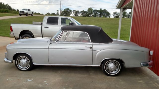 1961 Silver Mercedes-Benz 200-Series Convertible