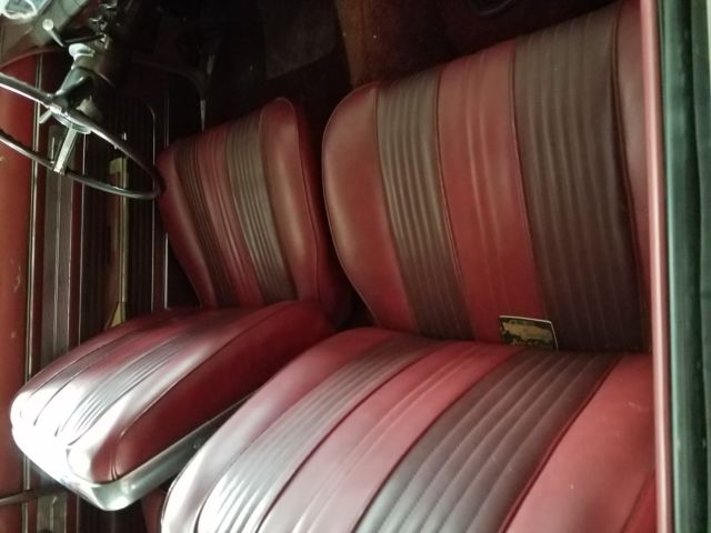 1961 White Oldsmobile Cutlass