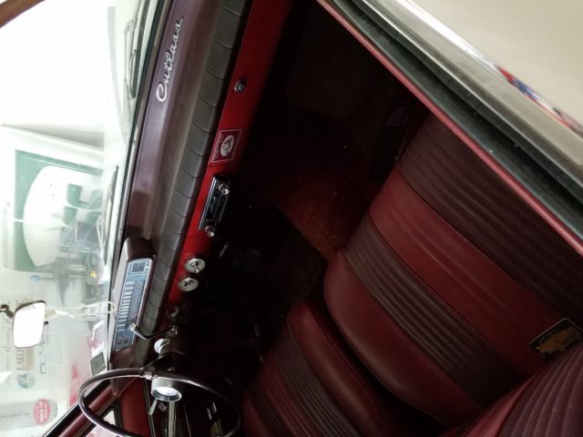 1961 White Oldsmobile Cutlass