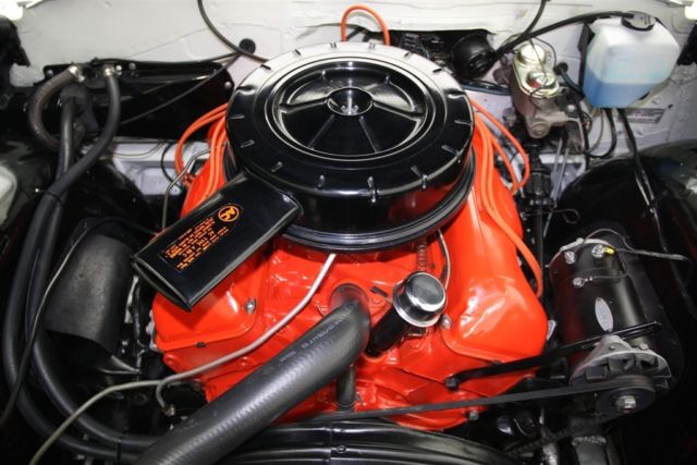 1961 White Chevrolet Impala Coupe