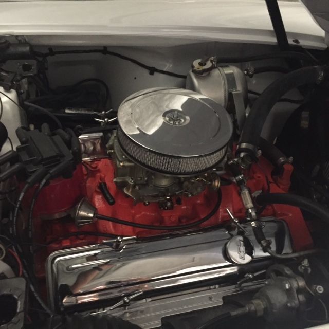 1961 White Chevrolet Corvette