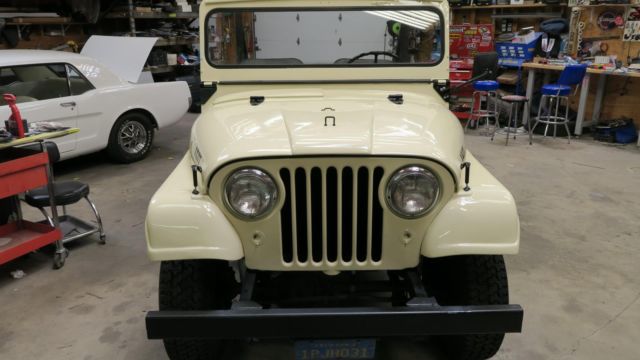 1961 Tan Willys