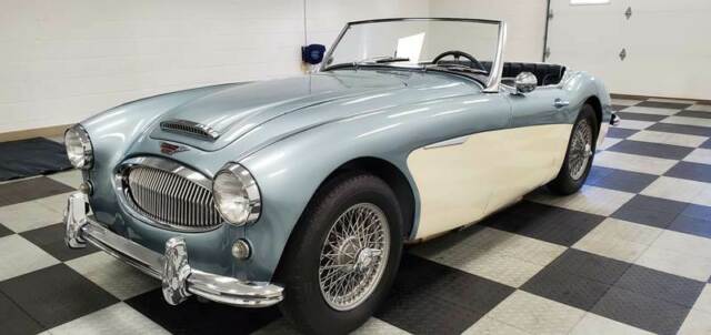 1962 White Austin Healey 3000 Convertible