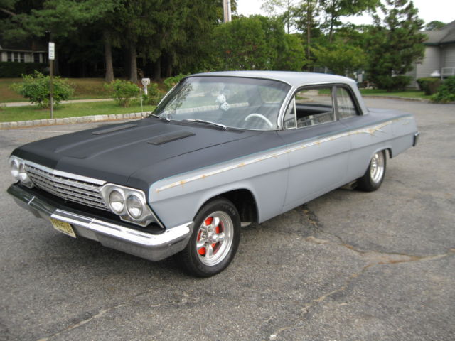 1962 Gray Chevrolet Impala Coupe