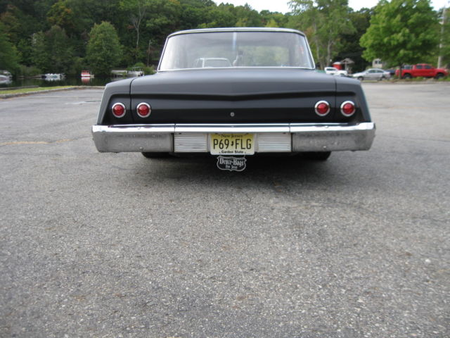 1962 Gray Chevrolet Impala Coupe