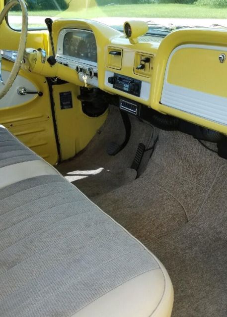 1962 Yellow Chevrolet C-10 Standard Cab Pickup