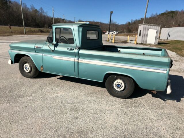1962 Green Chevrolet C-10 Standard Cab Pickup