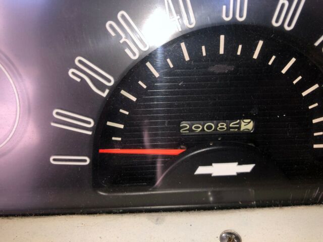 1962 Green Chevrolet C-10 Standard Cab Pickup