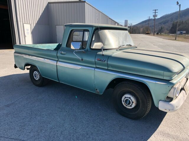 1962 Green Chevrolet C-10 Standard Cab Pickup