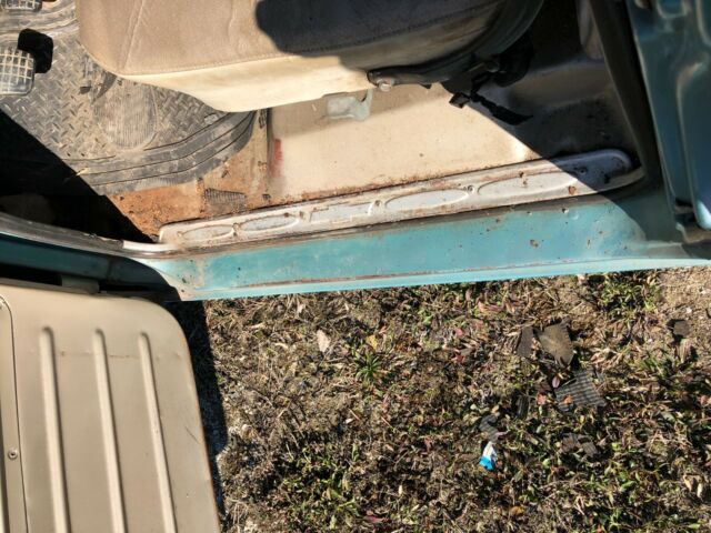 1962 Green Chevrolet C-10 Standard Cab Pickup