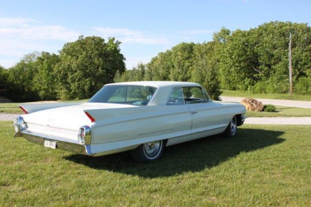 1962 White Cadillac DeVille Coupe