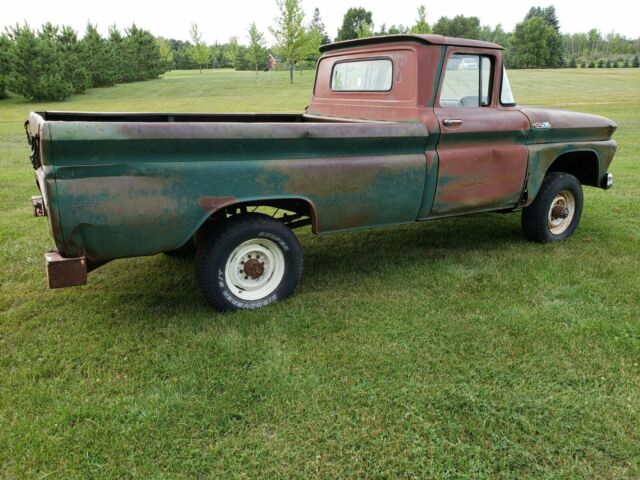 1962 Green Chevrolet C/K Pickup 2500