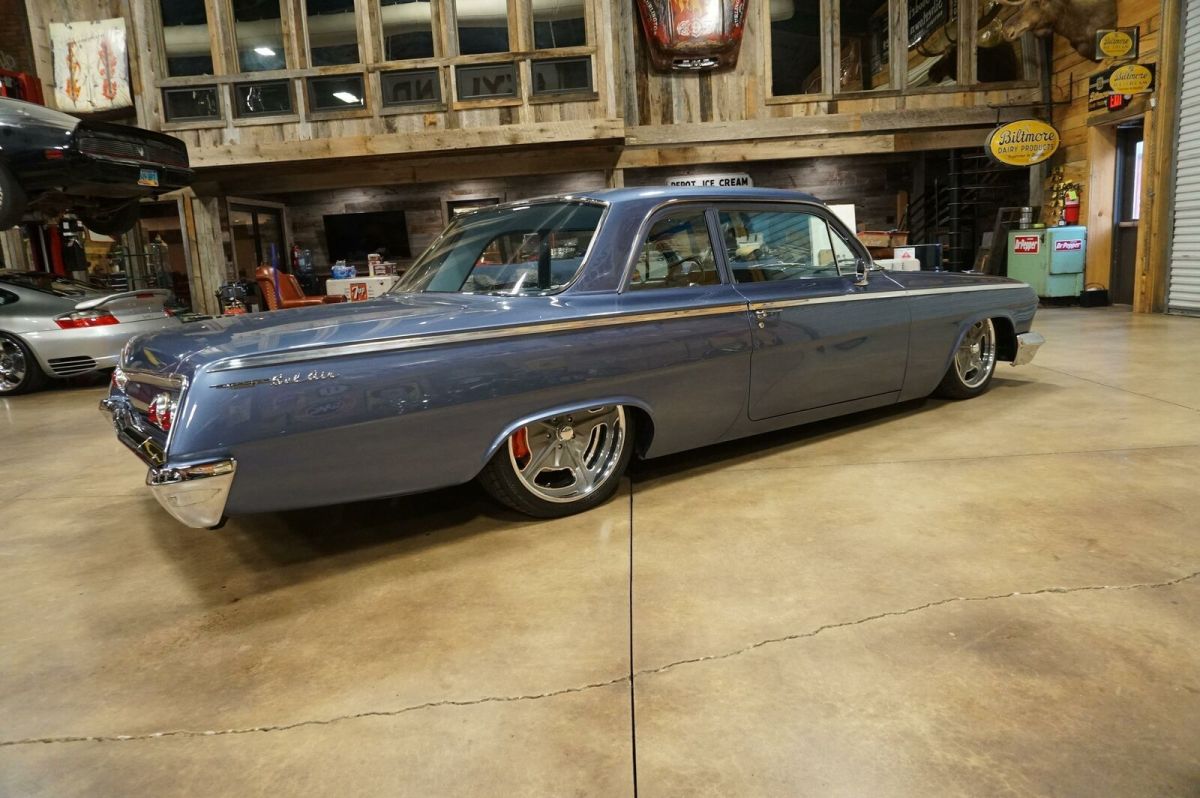 1962 -- Chevrolet Bel Air/150/210 2dr