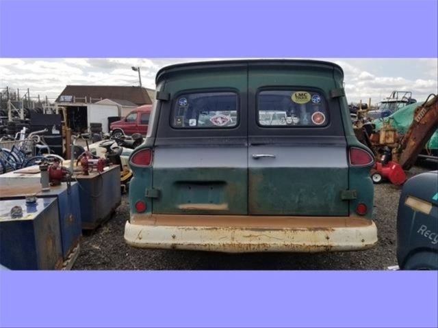 1962 Green Chevrolet C-10 Wagon