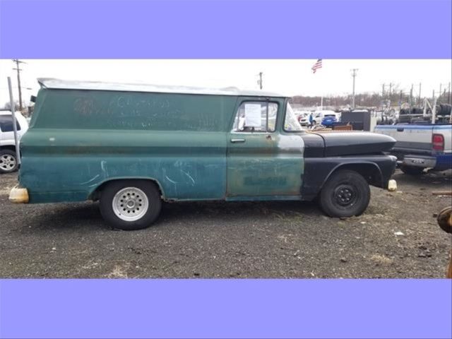 1962 Green Chevrolet C-10 Wagon