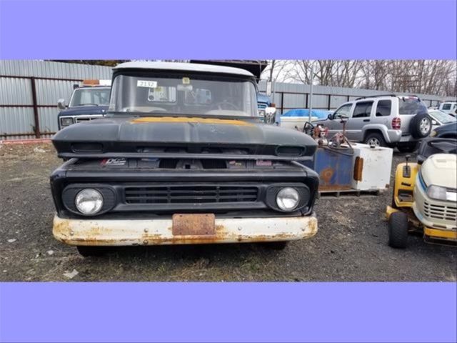 1962 Green Chevrolet C-10 Wagon