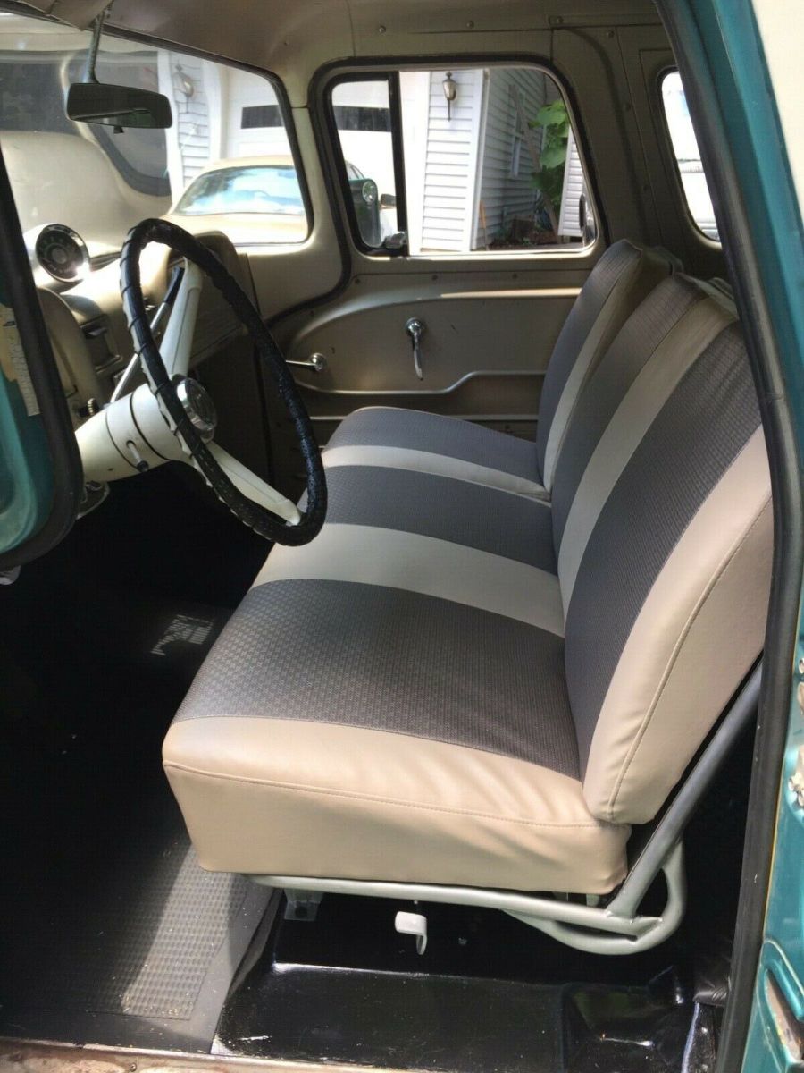 1962 Chevrolet C/K Pickup 1500 8 passenger