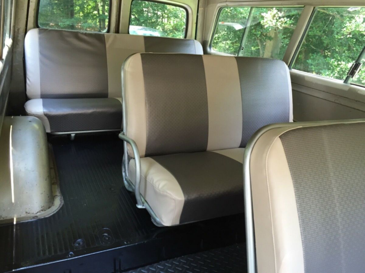 1962 Chevrolet C/K Pickup 1500 8 passenger