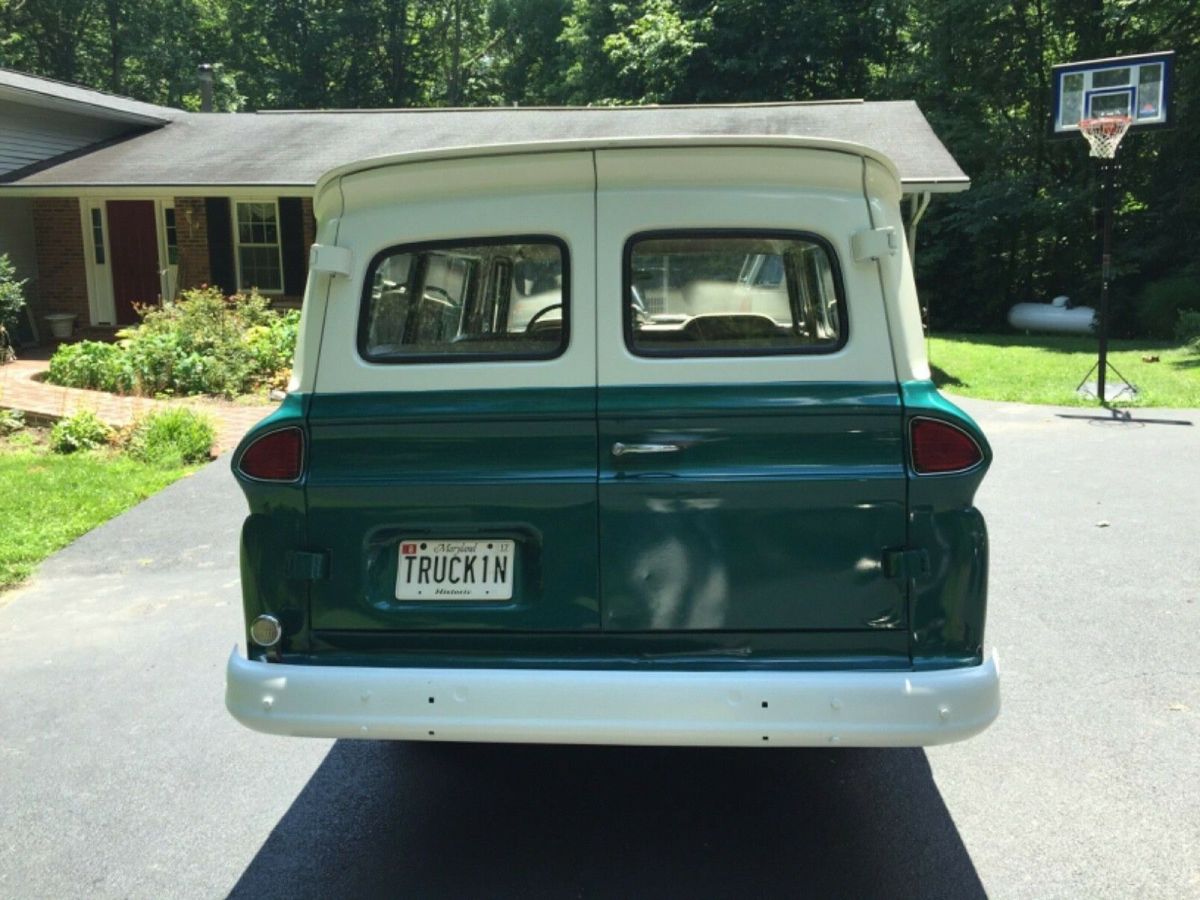1962 Chevrolet C/K Pickup 1500 8 passenger