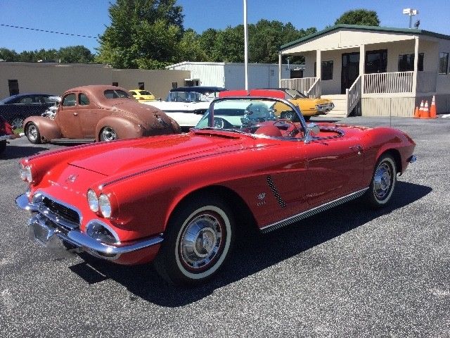 1962 Red Chevrolet Corvette --