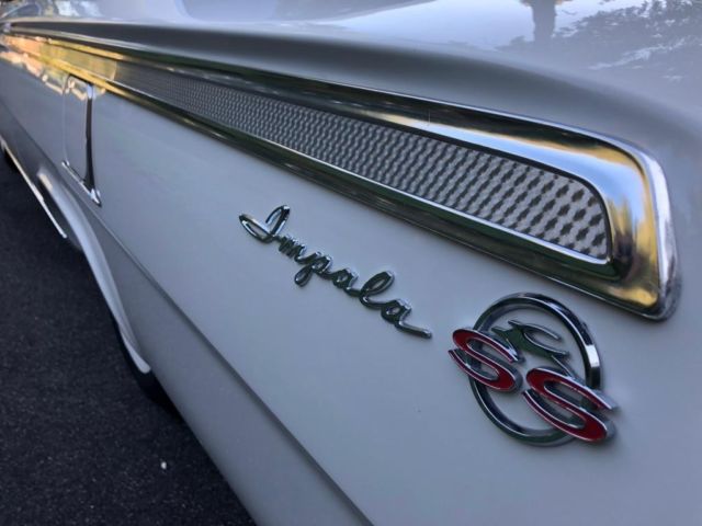 1962 White Chevrolet Impala Coupe