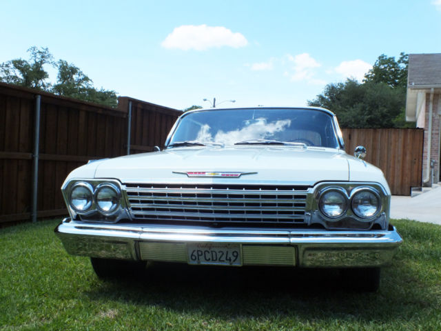 1962 White Chevrolet Impala Coupe