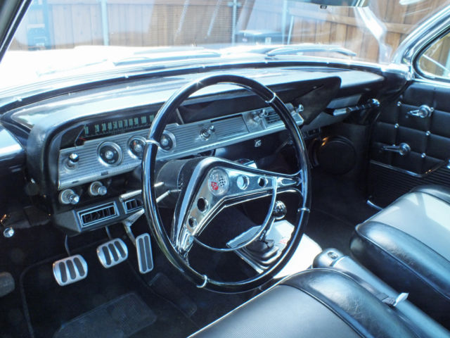 1962 White Chevrolet Impala Coupe