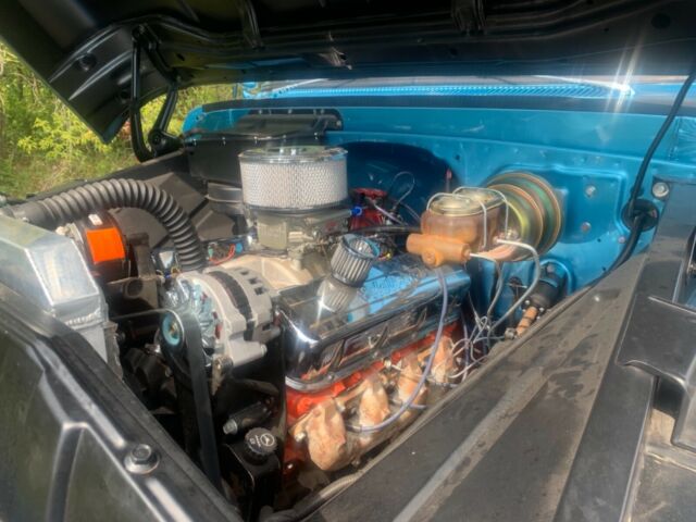 1962 Blue Chevrolet C/K Pickup 2500