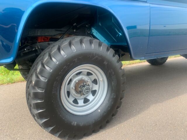 1962 Blue Chevrolet C/K Pickup 2500
