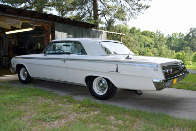 1962 White Chevrolet SS Coupe