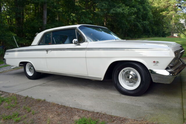 1962 White Chevrolet SS Coupe