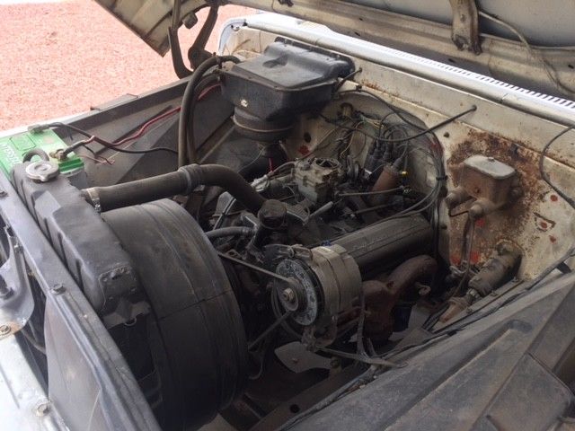 1962 White Chevrolet C-10 Standard Cab Pickup
