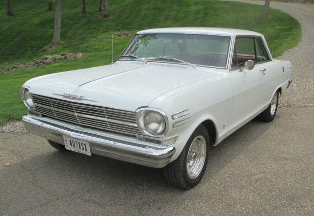 1962 White Chevrolet Nova Coupe