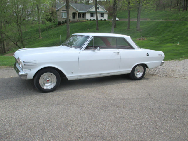 1962 White Chevrolet Nova Coupe