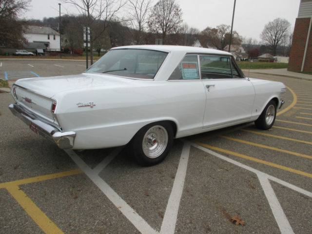 1962 White Chevrolet Nova Coupe