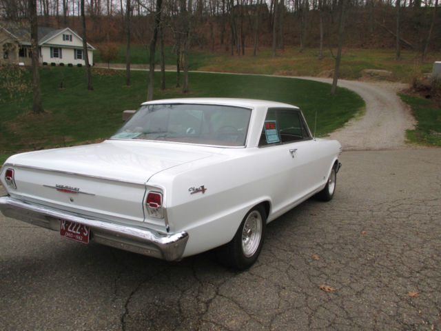 1962 White Chevrolet Nova Coupe