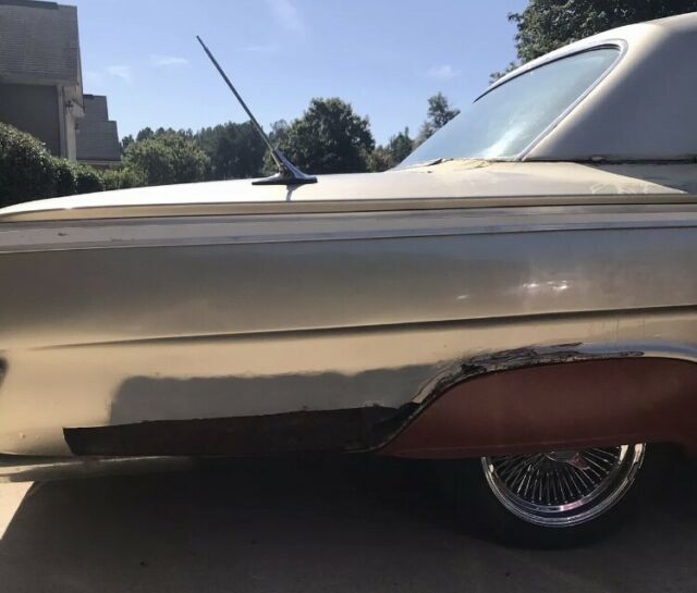 1962 Gold Chevrolet Impala Coupe