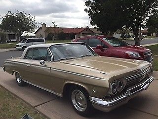 1962 Gold Chevrolet Impala