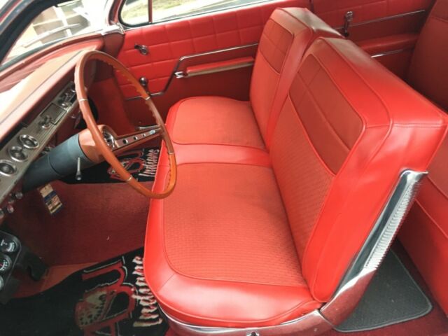 1962 White Chevrolet Impala Coupe