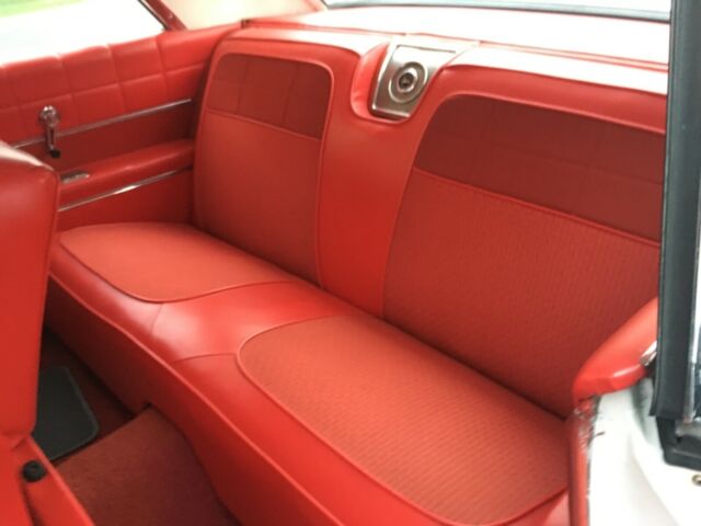 1962 White Chevrolet Impala Coupe