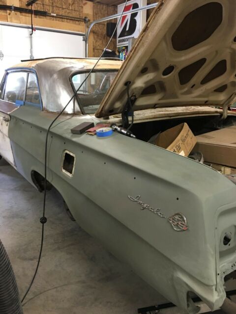 1962 White Chevrolet Impala Coupe