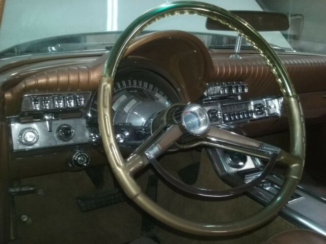 1962 White Chrysler 300 Series Coupe