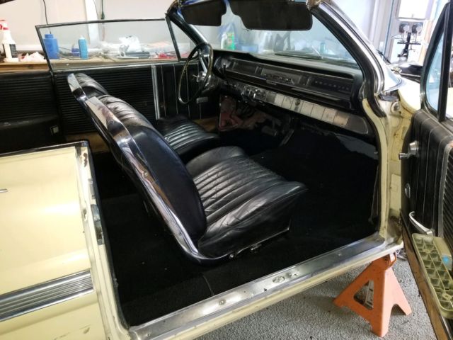 1962 Pontiac Bonneville Convertible