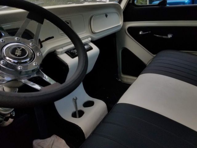 1962 White Chevrolet Corvair