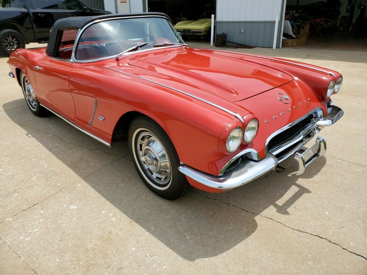1962 ROMAN RED Chevrolet Corvette Convertible