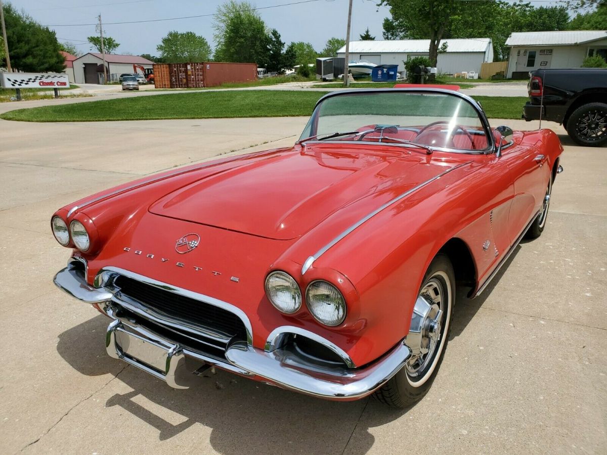 1962 ROMAN RED Chevrolet Corvette Convertible