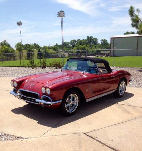 1962 Honduras Maroon Chevrolet Corvette Convertible