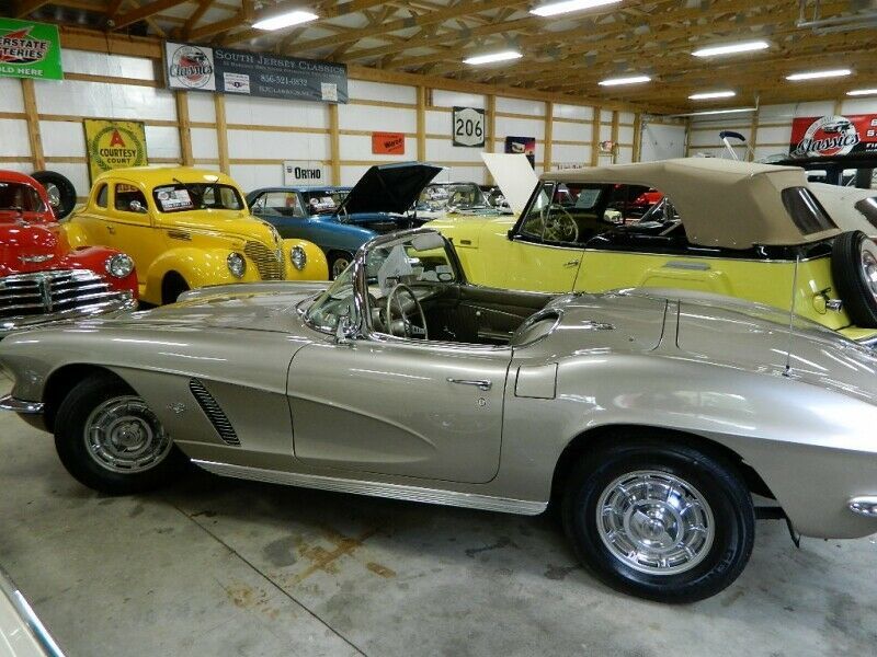 1962 Fawn Chevrolet Corvette Convertible