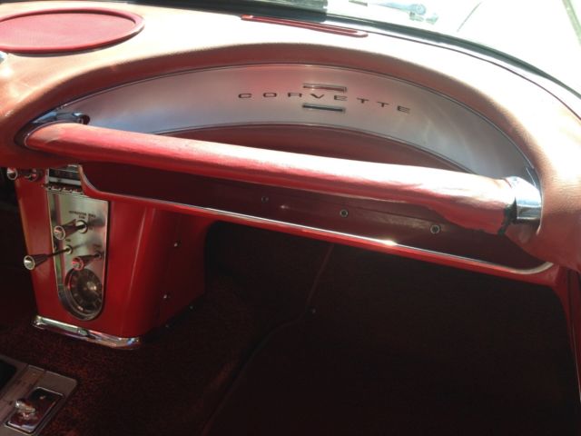 1962 Solid Silver Chevrolet Corvette