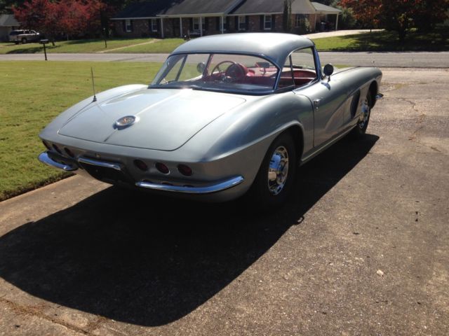 1962 Solid Silver Chevrolet Corvette